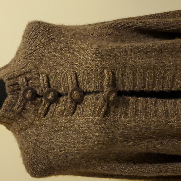 Grane - Picture 2 of 6